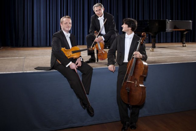 Leonhard-Trio