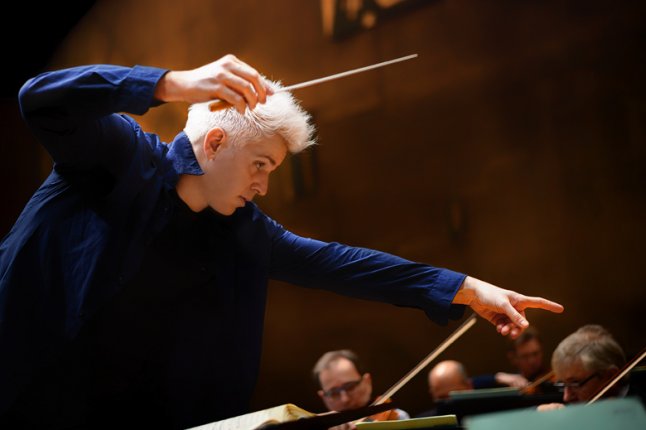 Chefdirigent Dan Ettinger (Foto: Luca Frühlingsdorf)