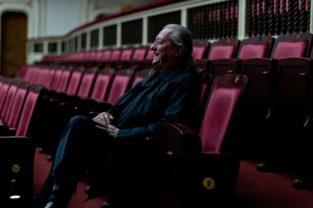 Sylvain Cambreling (Foto: Marco Borrgreve)