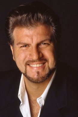 Daniel Sumegi