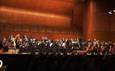 Karl JENKINS | „Stravaganza“ für Saxophon und Orchester